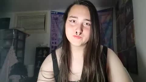 Snapshot of nonbinarybeauty20 chatting on 02.15.25 nonbinarybeauty20 online show from 02.15.25