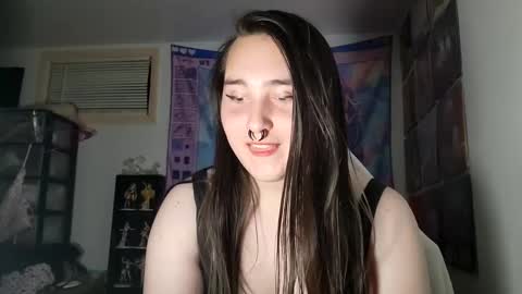 Snapshot of nonbinarybeauty20 chatting on 02.19.25 nonbinarybeauty20 online show from 02.19.25