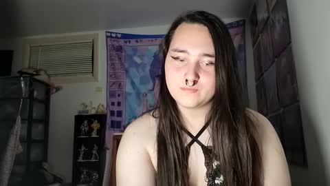 Snapshot of nonbinarybeauty20 chatting on 03.07.25 nonbinarybeauty20 online show from 03.07.25