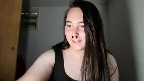 Snapshot of nonbinarybeauty20 chatting on 11.25.25 nonbinarybeauty20 online show from 11.25.25