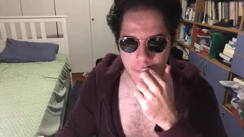 Snapshot of nongay379444 chatting on 01.02.25 nongay379444 online show from 01.02.25