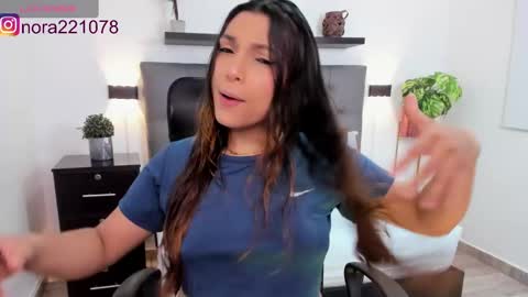 Snapshot of nora22xx chatting on 03.01.25 Nora online show from 03.01.25