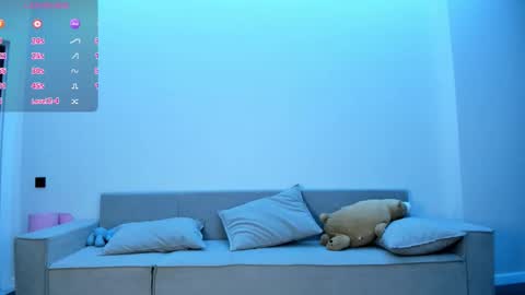 Nora online show from 12.18.25