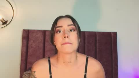 Nora Da Silva online show from 10.07.25