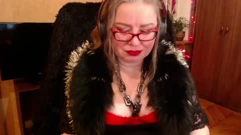 Snapshot of norma_gin chatting on 12.30.24 miss Tress online show from 12.30.24