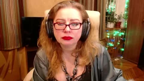 Snapshot of norma_gin chatting on 05.11.26 miss Tress online show from 05.11.26
