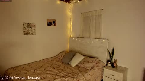 Snapshot of norma_jeaane chatting on 02.10.25 Norma Jeaane online show from 02.10.25