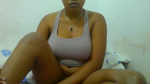 Snapshot of notoy1 chatting on 12.02.25 notoy1 online show from 12.02.25