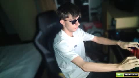 Snapshot of notspace_721128 chatting on 10.14.25 NotSpace online show from 10.14.25