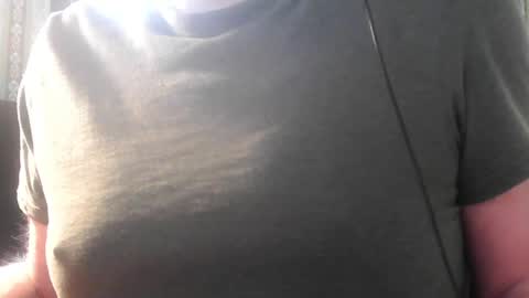 Snapshot of notte chatting on 04.10.26 notte online show from 04.10.26