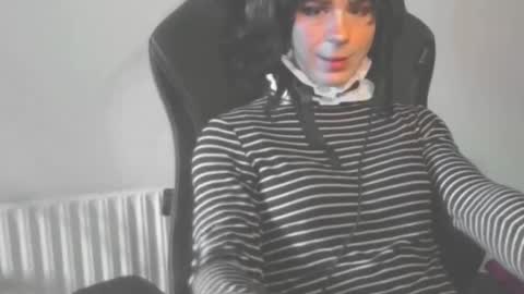 Snapshot of notyourfemboi chatting on 03.01.25 Lucy online show from 03.01.25