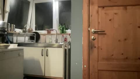 Snapshot of noux69 chatting on 10.27.25 noux69 online show from 10.27.25