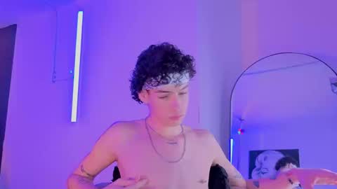 Nova Salvatore online show from 03.20.26