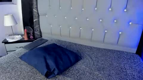 Snapshot of nova_sex1 chatting on 12.15.24 nova online show from 12.15.24