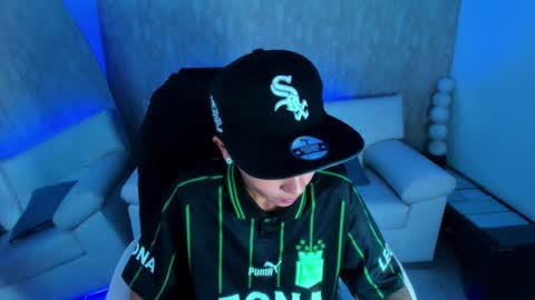 Snapshot of nova_sex1 chatting on 09.18.25 nova online show from 09.18.25