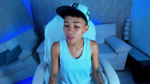 Snapshot of nova_sex1 chatting on 10.03.25 nova online show from 10.03.25