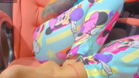 Snapshot of novacy_swtt18 chatting on 11.06.25 Novacy online show from 11.06.25