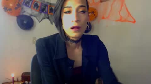 Snapshot of novanyx11 chatting on 10.09.25 Nova... online show from 10.09.25