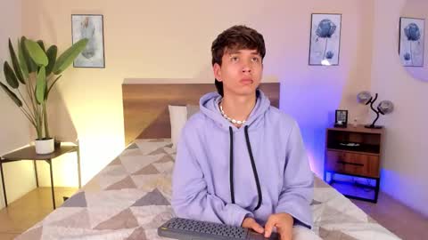 NovayBrian online show from 12.04.25