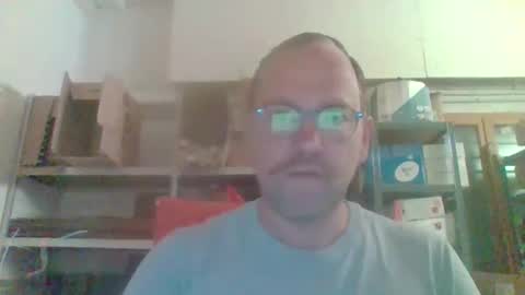 Snapshot of ntmucuty chatting on 05.18.26 ntmucuty online show from 05.18.26
