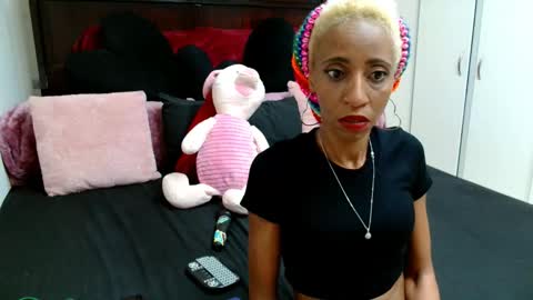 Nubiangiggles online show from 09.21.25