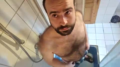 Snapshot of nudechiller chatting on 02.10.26 Vinz... online show from 02.10.26