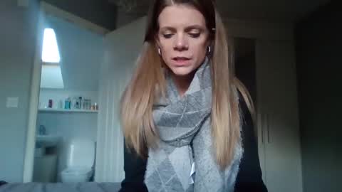 Snapshot of nudgemanalice69 chatting on 11.25.25 Alice Nudgeman online show from 11.25.25