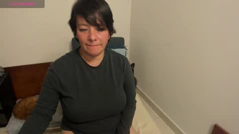 nuit_rose online show from 01.16.25