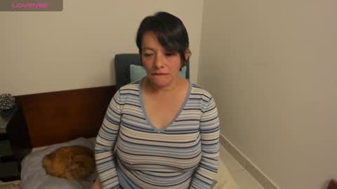 nuit_rose online show from 01.22.25