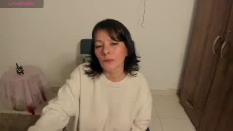 Snapshot of nuit_rose chatting on 04.18.26 nuit_rose online show from 04.18.26