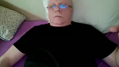 nukiss online show from 03.08.25