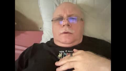 nukiss online show from 11.13.25