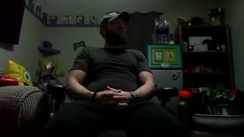 Awwwww Hey Sweetie Pies. Welcome To The Sweetie Pie Lounge. Enjoy The Dad-Cast. SweetCorny Fun-loving Dad Talk. online show from 11.06.25