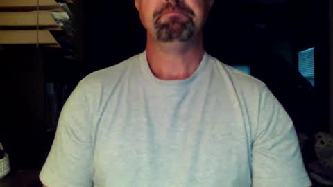 nvrenuff1979 online show from 09.30.25