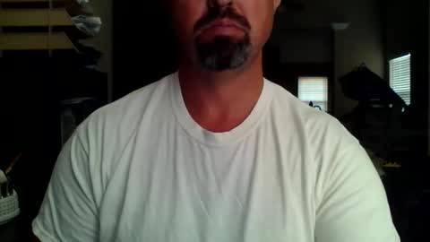 nvrenuff1979 online show from 11.23.25