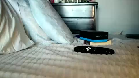 KN online show from 10.12.25