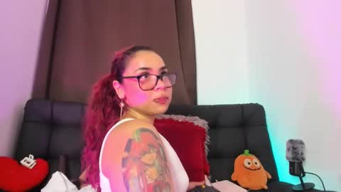 Nia online show from 02.17.25