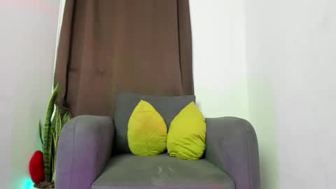 Nia online show from 12.14.25