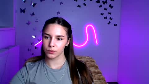 Snapshot of nykara chatting on 05.19.26 Nykara online show from 05.19.26