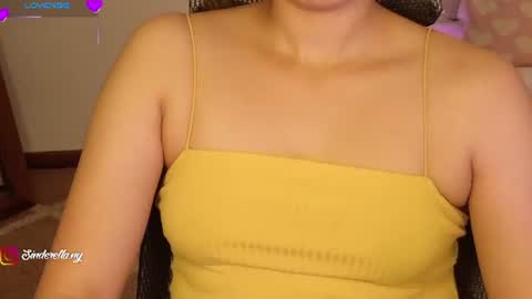 Snapshot of nylaahhh chatting on 06.24.26 Nylaah online show from 06.24.26