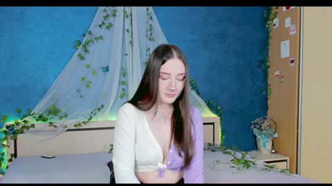 Snapshot of nymphalean chatting on 12.11.24 Kat online show from 12.11.24