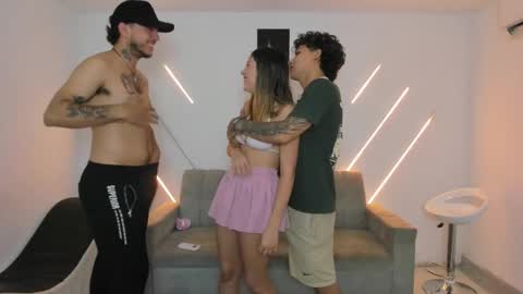 nympho_nathy_sophi online show from 02.10.26