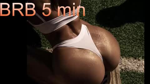 Snapshot of nymphobabee chatting on 09.09.25 crystal 3 online show from 09.09.25