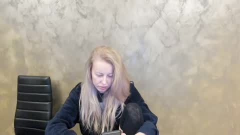 NyokoAnya online show from 01.12.26