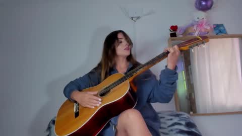 Laura nyu online show from 11.26.25