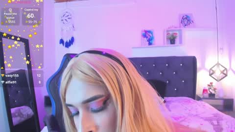 Snapshot of nyx__blackwood chatting on 01.03.25 nyx__blackwood online show from 01.03.25