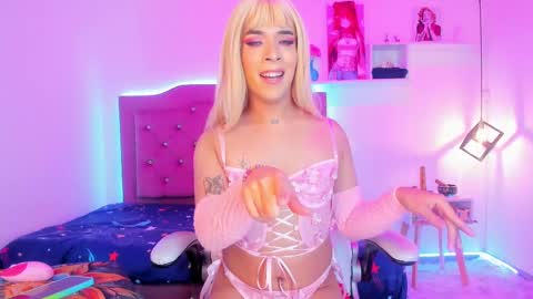 Snapshot of nyx__blackwood chatting on 03.05.25 nyx__blackwood online show from 03.05.25