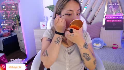 Snapshot of nyx_andria chatting on 01.28.25 Alex . online show from 01.28.25