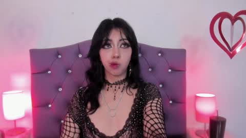   online show from 02.08.25