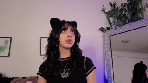   online show from 10.07.25